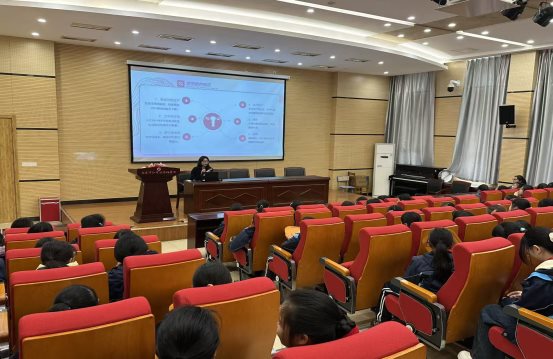 a305890f10370a5179476a6fc9acb070