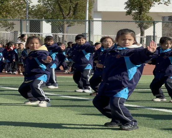 ee110563d5a644444eb50e203e344d64